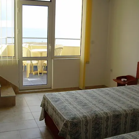 Hotel Alpina *